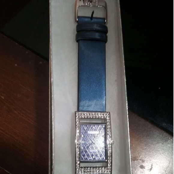 New GENEVA ELITE CZ Sparkle Quartz Watch - Picture 5 of 5